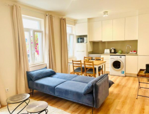 BRANDNEW Designer's 2-bed Apartment Lisbon 1011D